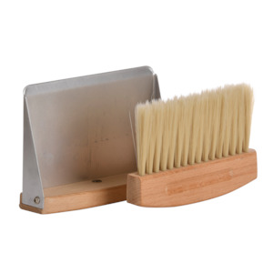 Kitchen: Table Dustpan And Brush