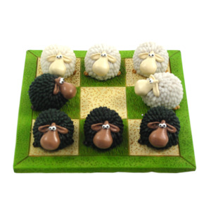 Kiwiana: Tictactoe Sheep vs Sheep