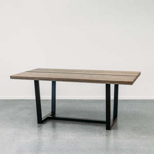 Ghost Furniture: Ghost Bay 1600mm dining table