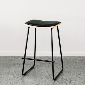 Gemini: Gemini c7 barstool in oak