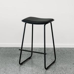 Gemini c7 barstool in black