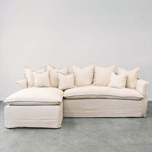Miami Modular sofa with reversible chaise in salt and pepper