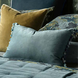 Cerchio cushion in ocean