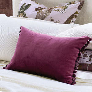 Cerchio: Cerchio cushion in fuchsia