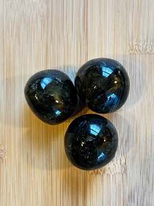 Tumbled: Labradorite - Tumbled