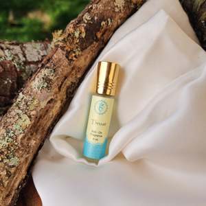 Chakra Collection Roll On Perfume Oil | Throat