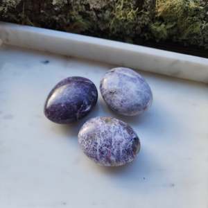 Lepidolite | Palm Stone