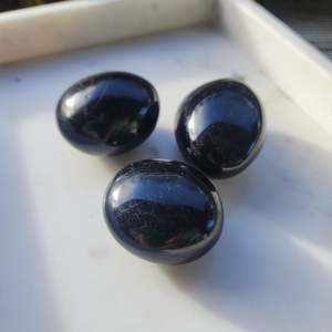 Black Tourmaline | Palm Stone