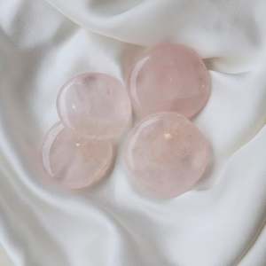 Flat Stones: Rose Quartz | Flat Stone