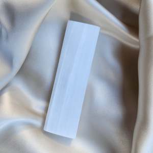 Selenite | Charging Plate