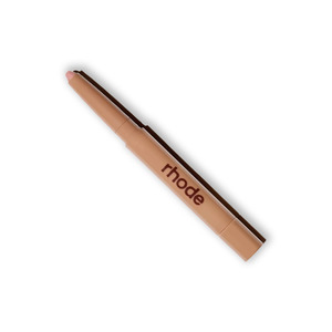 Rhode Exclusive Access: Rhοdе Peptide Lip Shape