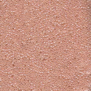 Size 15 Seed Bead, Lined Crystal/Taupe (10gms)