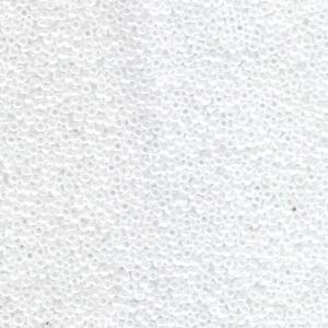 Size 15 Miyuki Seed Beads: Size 15 Seed Bead, White Pearl (10gms)