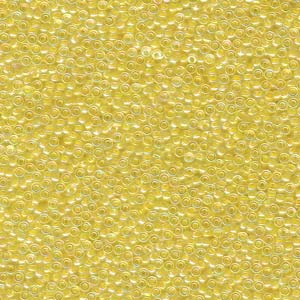 Size 15 Seed Bead, Lined Pale Yellow (10gms)