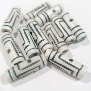 Bone Beads: Bone, Tube, Long 06, White with Black, 21x7mm (20pcs)