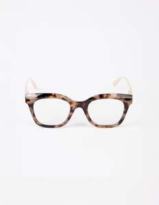 Cleo Readers - Caramel Tort