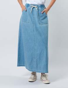STELLA ESSENTIALS Ingrid Skirt - Light Blue Wash