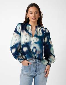 Cecily Top - Navy Floral Blur