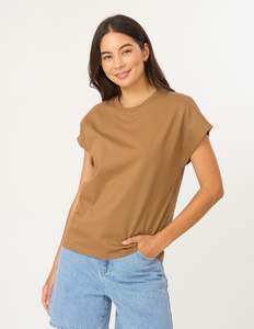 Stella Essentials: City T-Shirt - Spice