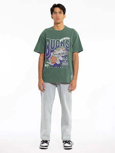 Mitchell Ness: Mitchell & Ness Wavey Tee Bucks - Bucks Green