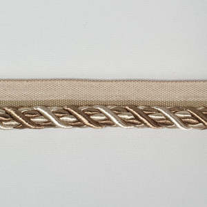 Troynorth - Antique Range - Flanged Cord