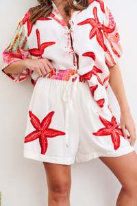 Accessories: COLLECTIVO SARA SHORTS