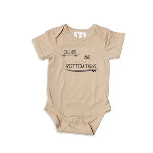 OLLIE AND BOTTOM TURNS SHORT SLEEVE BODYSUIT - SAND COLOUR