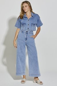 New London: Troy Boxy Shacket / LW