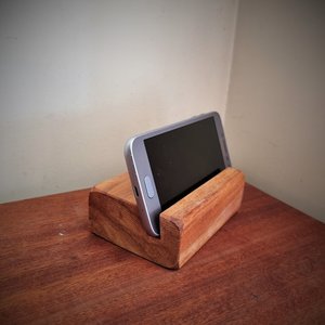 Products: Recycled Timber Phone holder - STIM CRAFTMANSHIP