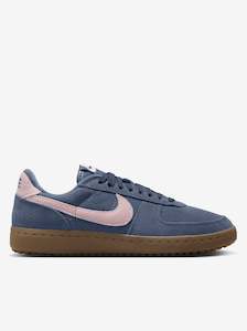 Nike: Field General Womens
