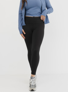 Taylor Sport: Mellow Tight in Black