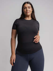 Taylor Run Tee in Black