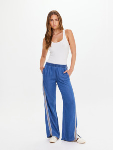 The Upside: Lykke Juliet Pant