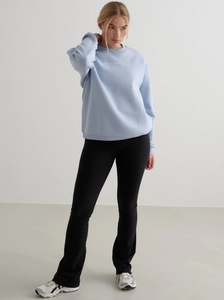 Aimn Sale: Cloudy Blue Serif Sweatshirt