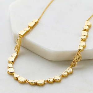 Necklaces: Chloe Necklace Gold