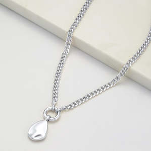 Necklaces: Willow Necklace - Silver