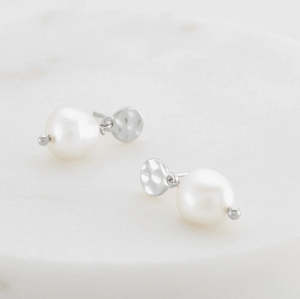 Penny Pearl Earring - Silver