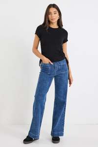 Among The Brave: Among The Brave Perfect Black Rib Rouched Side Crop Tee - Black