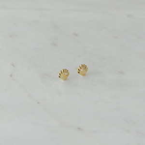 Sophie Super She Shell Studs - Gold