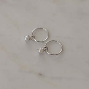 Sophie Mini Pearl Sleepers - Silver