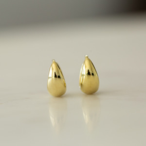 Sleepers: Sophie Drop Huggies - Gold