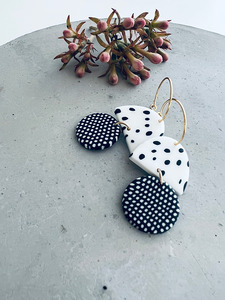 Dangles: Twigg Industry Guinea Earrings - Black/White Spot