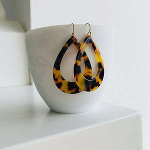 Twigg Grande Tear Tort Earrings - Dark