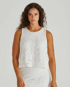 Sass: Sass Kai Crochet Knit Top - White