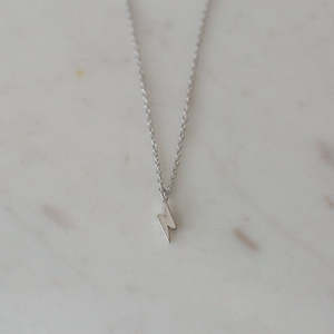 Necklaces: Sophie Flashy Necklace - Silver