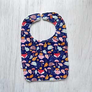 Products: Feeding Bib – Blue Forest – StitchGirl