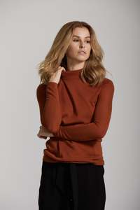 Long Sleeve Tops: Turtle Neck - Rust