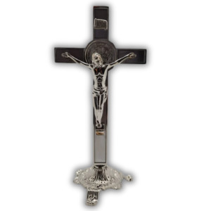 Standing Crucifix: 12cm x 26cm