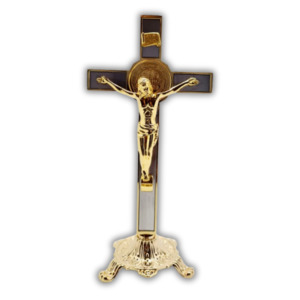 Standing Crucifix: 9.5cm x 20cm