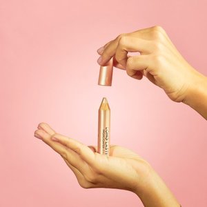 Products: Long Lasting Highlighter Chubby